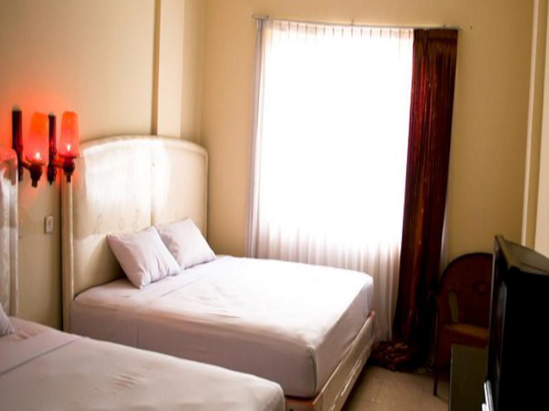 King Hotel Wates  Екстер'єр фото