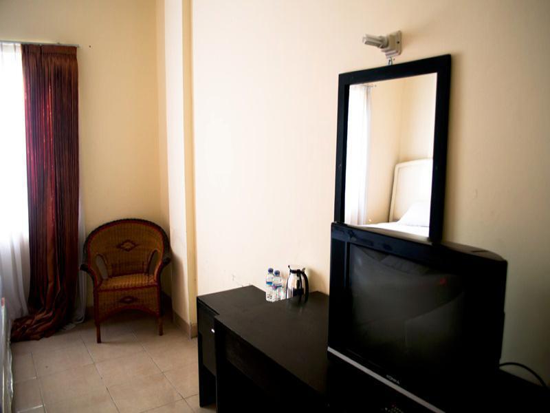 King Hotel Wates  Екстер'єр фото